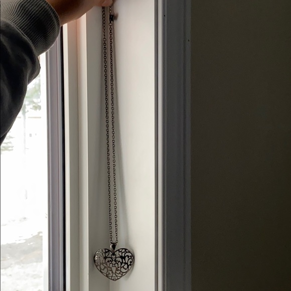 Heart Necklace - Long Chain - Picture 2 of 3